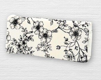 Ivory Black Floral Eyeglass Case: Foam Padded Protection