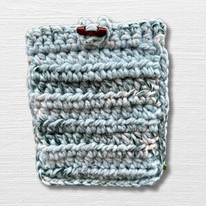 Gray Blue Pink Chunky Crochet Kindle Sleeve with Wood Toggle Button Closure Paperwhite Case Cover