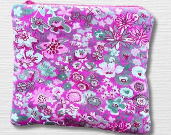 Bohemian Pink Floral Makeup Bag: Your Go-To Companion for Travel and Accessories