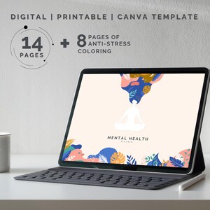 Op de afbeelding: Een tablet met een digitale mental health planner. Het scherm toont een minimalistische illustratie van een mediterende persoon, met de tekst "MENTAL HEALTH PLANNER". De afbeelding bevat ook de tekst "14 PAGES + 8 PAGES OF ANTI-STRESS COLORING."