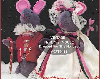 Christmas Mice Sewing Craft,  Mr.& Mrs. Mouse, Dressed Up For The Holidays! 10 Inches Tall, Holiday Mice Sewing Pattern-PDF-Durhamdeals