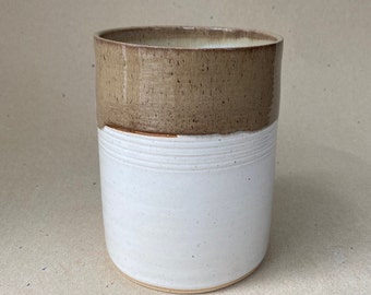 Stoneware Utensil Holder, Spoon Storage in Warm Brown and Creamy White, Ceramic Kitchen Spoon Organizer