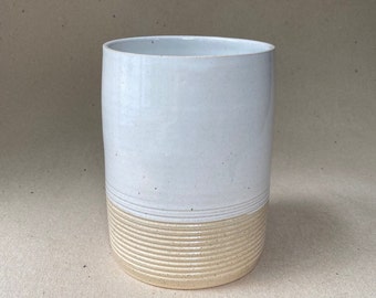 Modern Stoneware Utensil Holder in Creamy White and Natural, Kitchen Storage for Home