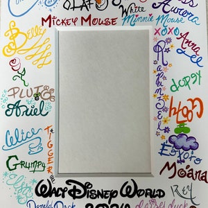 Disney Photo Mat - Mat Board - Disney Characters - Disney Autograph - Disney Autographs - Disney Vacation - Disney Photo Frame - You Choose