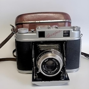 Vintage Iskra 120 Film Camera: Industar-58 Lens, USSR Collectible