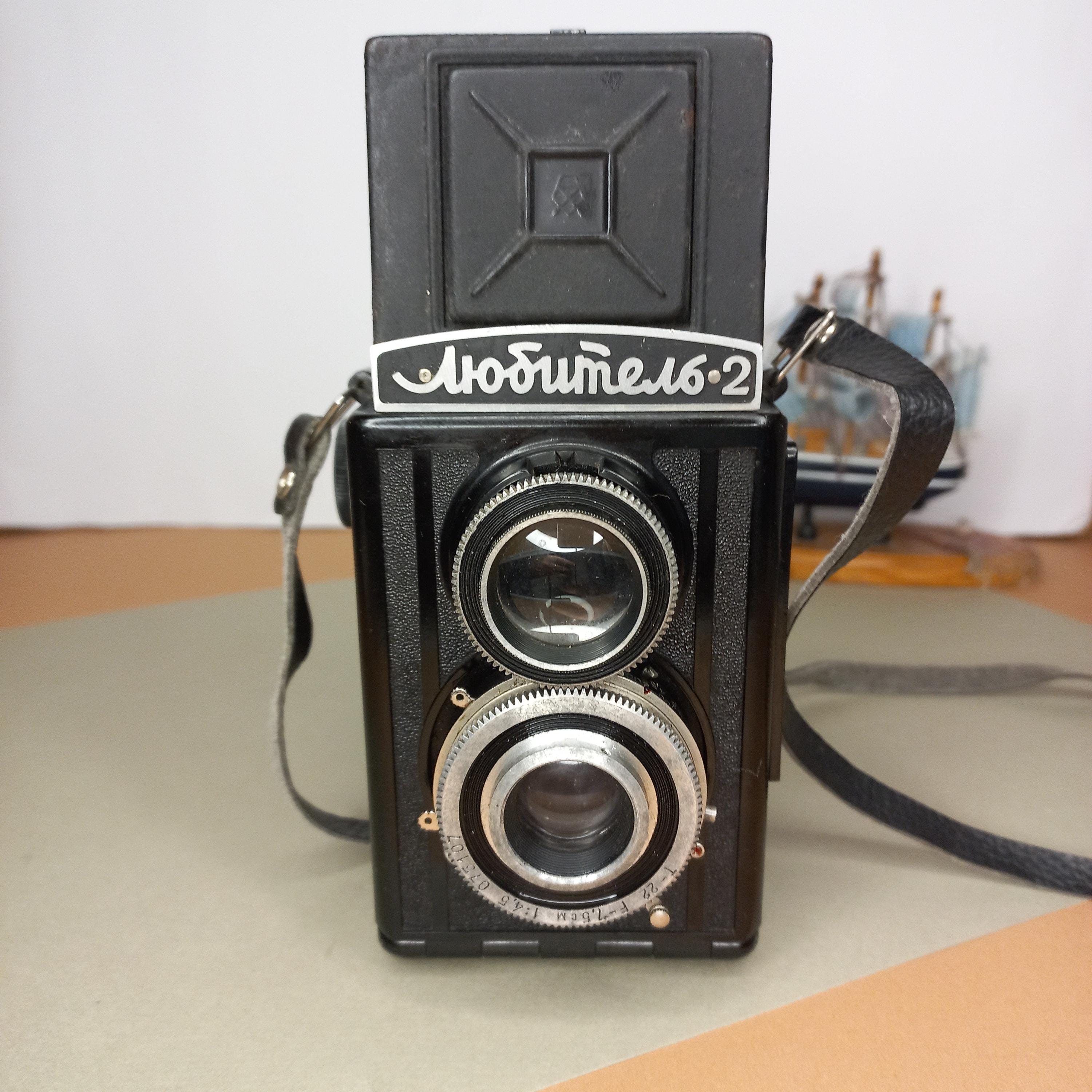 LUBITEL - 2 appareils photo soviétiques LOMO Lens TRIPLET - 22 (4.5/75) - France