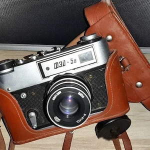 FED 5B 35 mm Filmkamera: Vintage UDSSR Industar 61 l/d 55 mm Objektiv