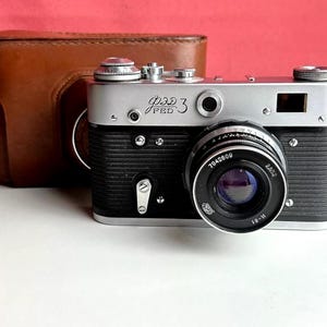 FED 3 35mm Film Camera: Vintage USSR Rangefinder, Industar 61 Lens