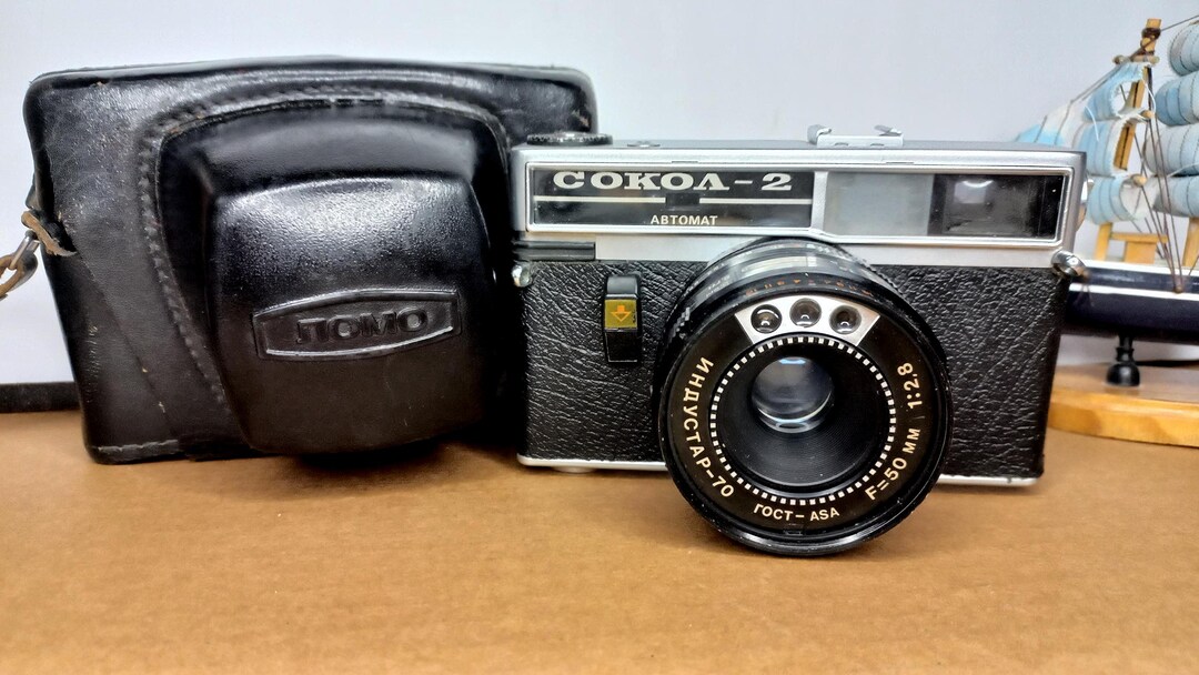 Sokol 2 フィルムカメラ 35 mm Industar 70 レンズ、動作テスト済み