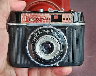 1970年代のヴィンテージ Petri FT 35 mm フィルムカメラ（革製ケース