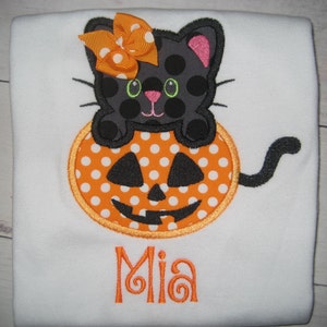 Girl’s Halloween cat shirt, monogrammed pumpkin shirt, fall shirt, halloween cat, fall pumpkin shirt, fall shirt, halloween shirt