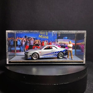 1:64 Scale Diecast Fast and Furious Brian diorama in plexi case