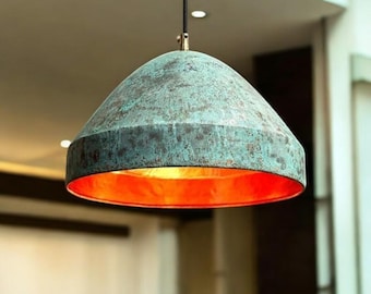 Lampada a sospensione in rame patinato verde fatta a mano: lampada da soffitto a cupola in stile fattoria
