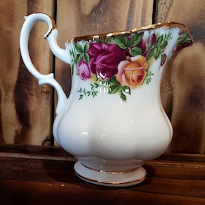 Vintage 1960s Royal Albert Milk/Creamer Table Jug