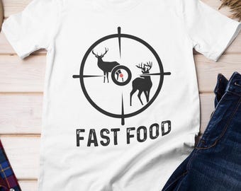 Maglietta per la caccia al cervo, maglietta per la caccia al cervo da fast food, maglietta per la stagione di caccia, maglietta per gli amanti della caccia al cervo, donne e uomini, cacciatori