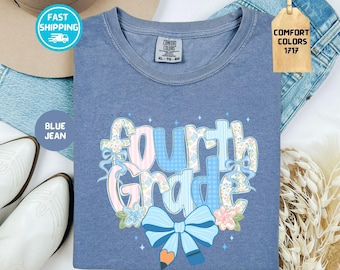 Comfort Colors lärartröja för fjärde klass: Coquette Rosett Tillbaka till skolan T-shirt