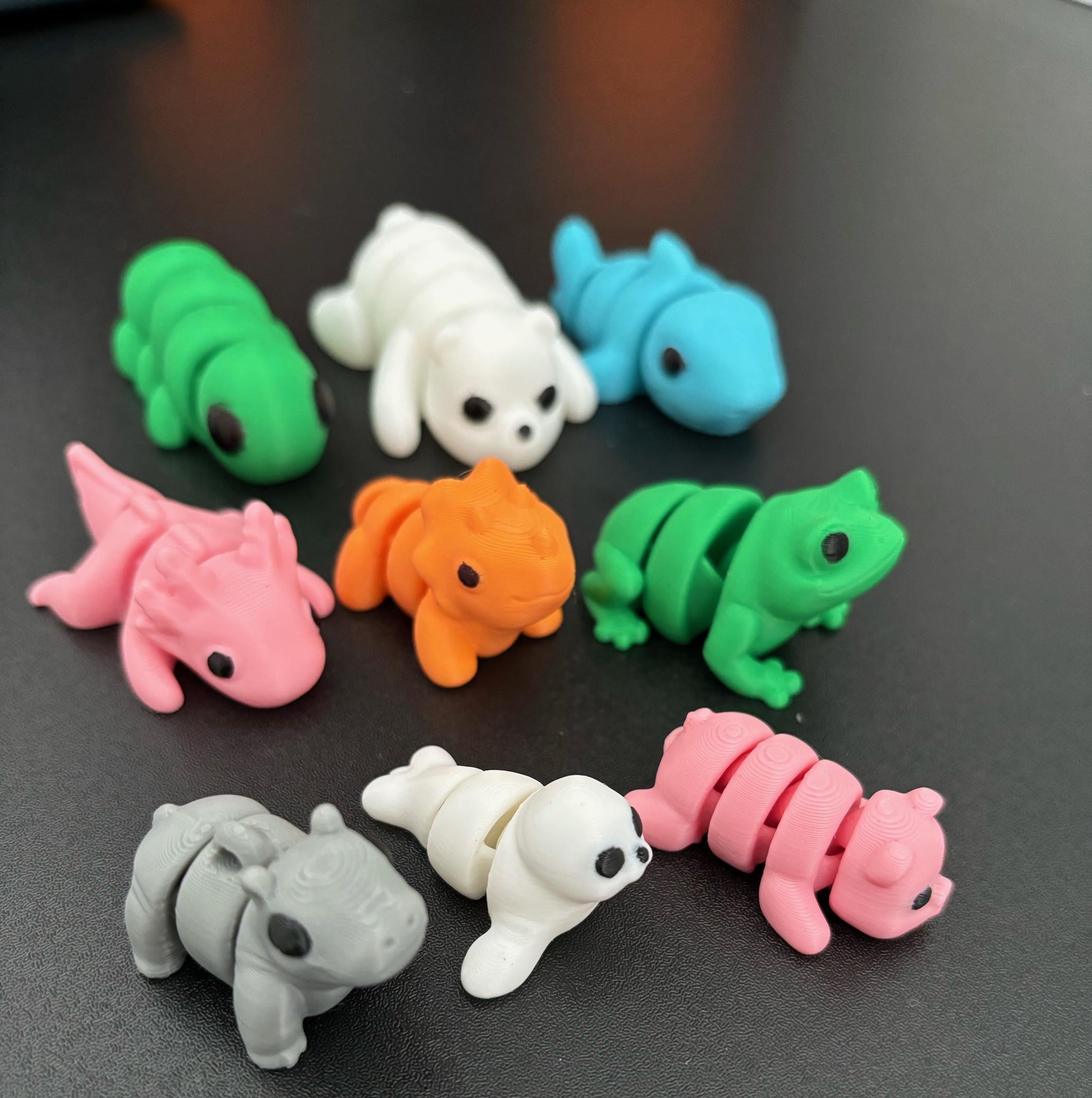Mini Animal Fidget Toys Keychainable Sensory Toys for Halloween Trick