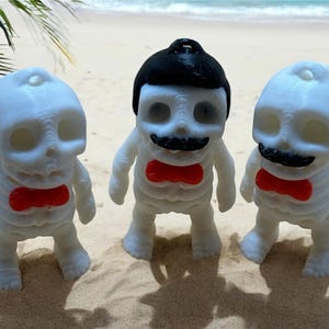 Articulated Skeleton Fidget Toy: Halloween Stress Relief, Keychain Option