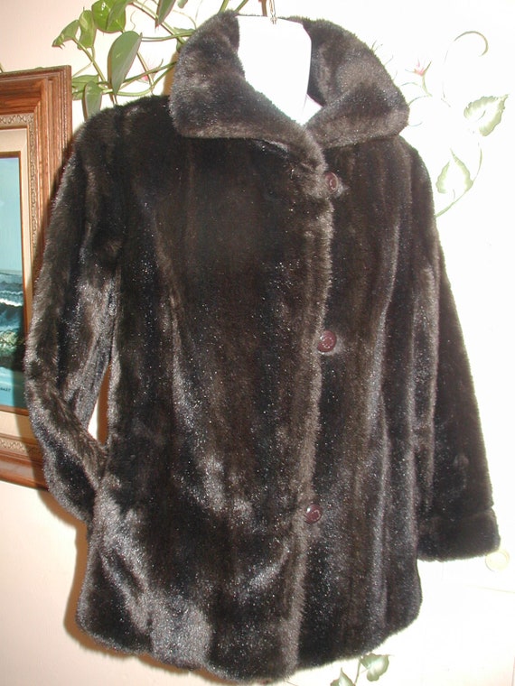 Vintage 60s Faux Mink Fur Car Coat - Tissavel Fra… - image 3