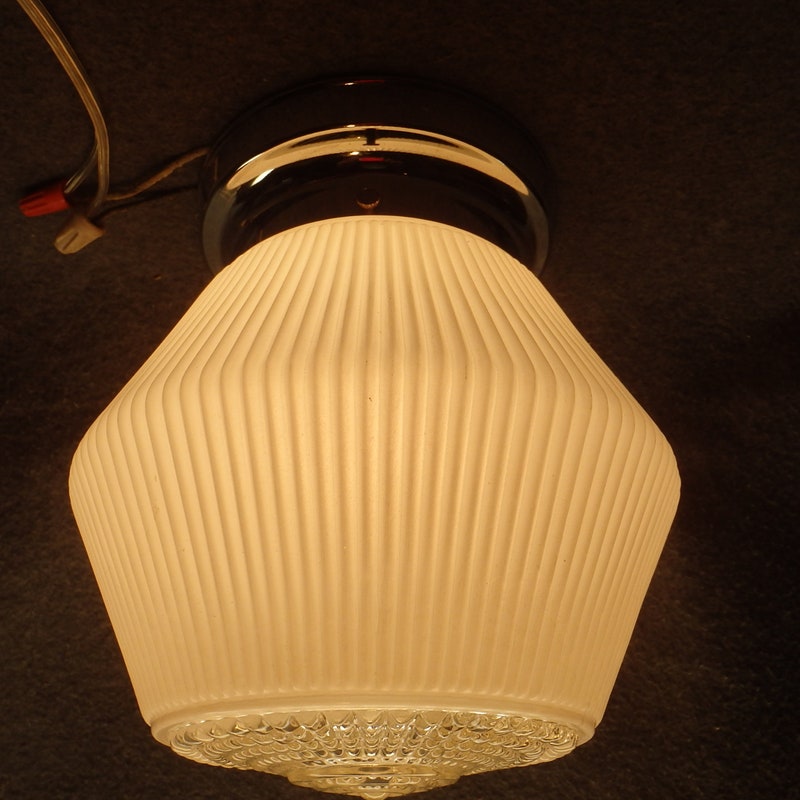 Vintage Bathroom Light Fixture - Etsy