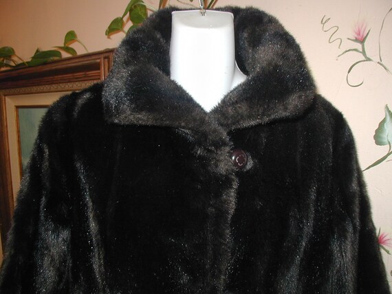 Vintage 60s Faux Mink Fur Car Coat - Tissavel Fra… - image 4