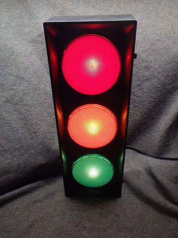 Vintage 90s Blinking Traffic Stoplight Stop Lite Wall Sconce Motion Lamp Man Cave Kids Room with Video!