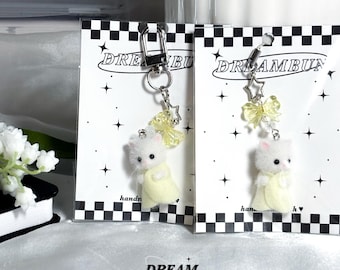 Glückspilz Critter Baby Keychain PhoneCharm | Süßer Schlüsselanhänger / Ästhetischer Schlüsselanhänger / Süßer Anhänger / Süßes Schmuckstück /