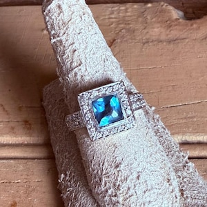 19K White Gold European Made Topaz Diamond Ring