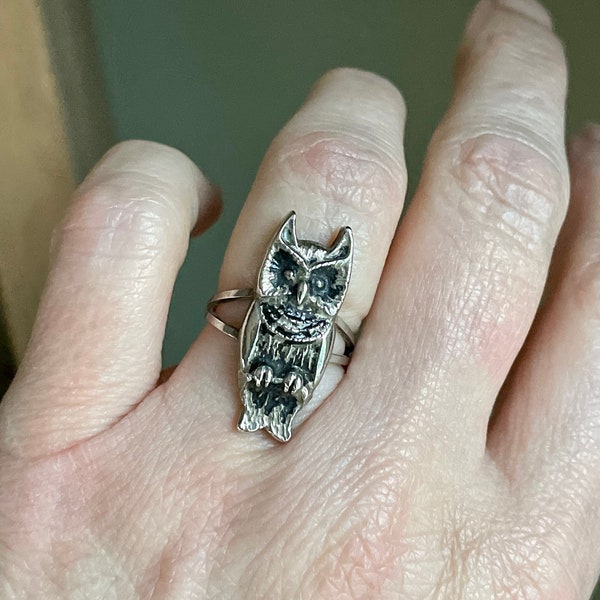 Vintage Sterling Silver Wise Owl Ring