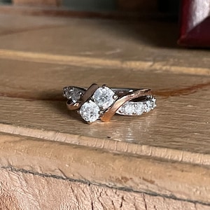 Anillo de diamantes vintage Toi et Moi de 1,50 ctw y 14 quilates