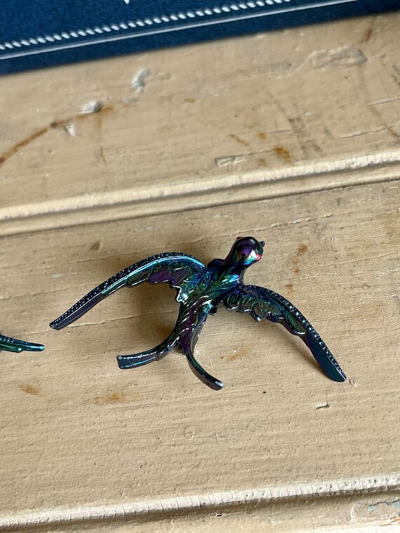 Mid Century Carnival Glass Finish Bird Duo Brooch… - image 3