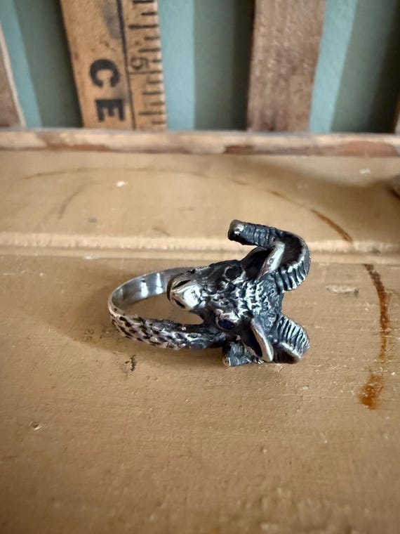 Vintage Solid Sterling Silver Ram Ring with Blue … - image 4
