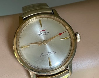 1960's Waltham 17 Jewels Self Winding Shock Protected Wrist Watch