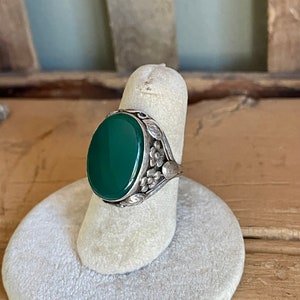 Arts & Crafts Green Chalcedony Sterling Silver Ring