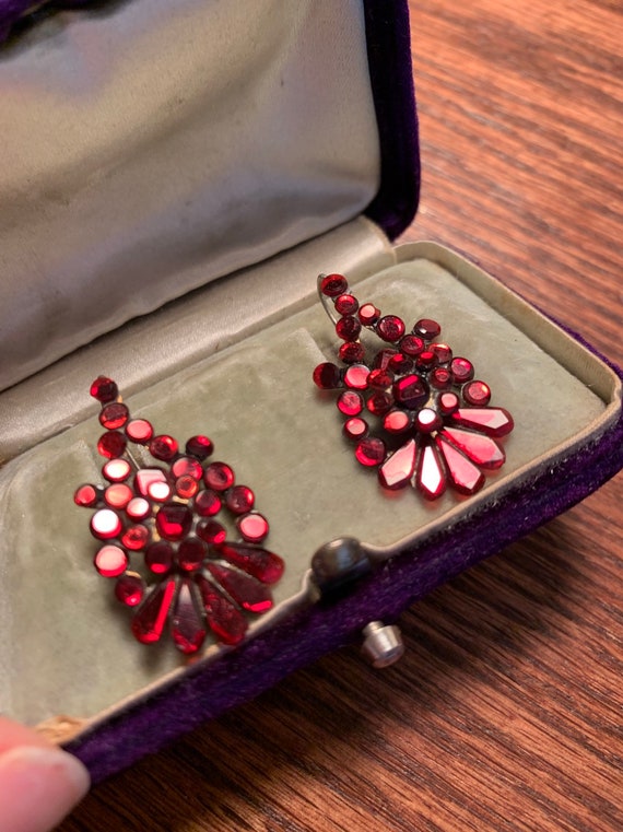 SALE Lovely Ruby Red Victorian Vauxhall Earrings
