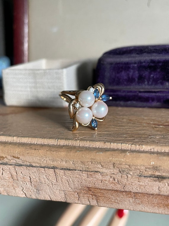 14K Yellow Gold Pearl and Sapphire Ring - image 4