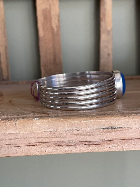 Vintage Sterling Silver Cuff with Blue Dyed Chalc… - image 4