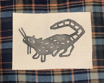 Parche de rata para coser, estampado a mano sobre lienzo natural, 13 x 18 cm, hecho a mano, con estampado de linóleo, estilo emo, gótico, alternativo, punk y brujería.