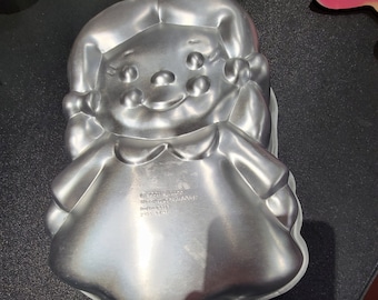 Vintage 1991 Wilton Darling Dolly Aluminum Cake Pan And Instructions Decorative Bakeware Made In Indonesia
