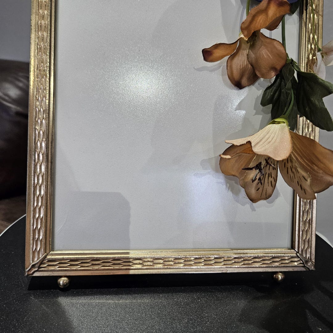 Vintage Gold Metal 8x10 Photo Frame Footed- Art Deco - Etsy