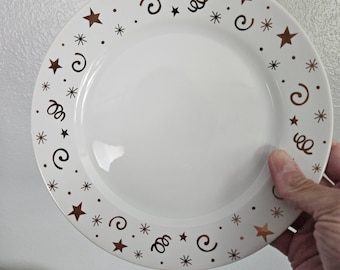 Pampered Chef Dessert Plates: Gold Star Holiday Party Set of 4