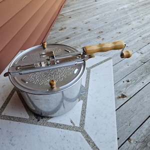 Vintage Genuine Whirley-Pop Aluminum Popcorn Popper Stove Top Popper