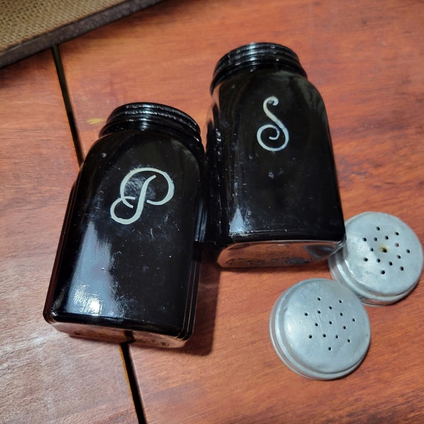 Vintage McKee Salt and Pepper Shakers Retro Black Shakers Roman Arch Design Serving Pieces