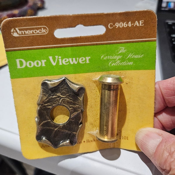 Amerock Carriage House Door Viewer C-9064-AE Antique Brass Hard To Find Vintage Retro Bathroom Hardware