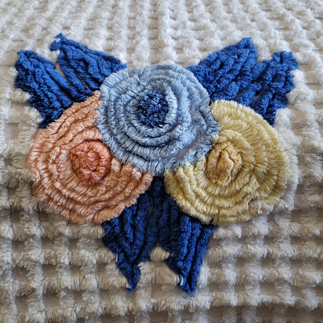 Vintage White Chenille Bedspread Coverlet With Multicolored Flowers 104