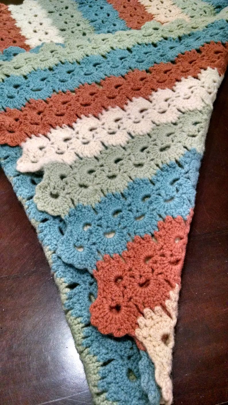 Crocheted Blanket / Vintage Blanket / Crocheted Throw / Retro Etsy
