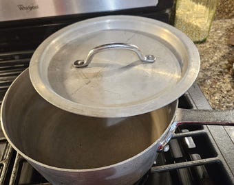 Vintage Pro Al Aluminum Sauce Pan: 4 3/4 Quart Retro Cookware