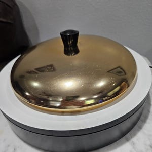 Vintage Copper Colored Lid 9 Inch
