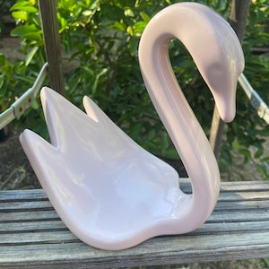 Vintage Pastel Pink Ceramic Swan Hand Towel/plant Holder Bathroom/ Nursery Decor MCM
