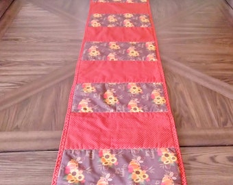 Quilted Fall Tablerunner, Long Pieced Tablerunner, Dining Centerpiece, Fall Decor, Thanksgiving Decor, Table topper